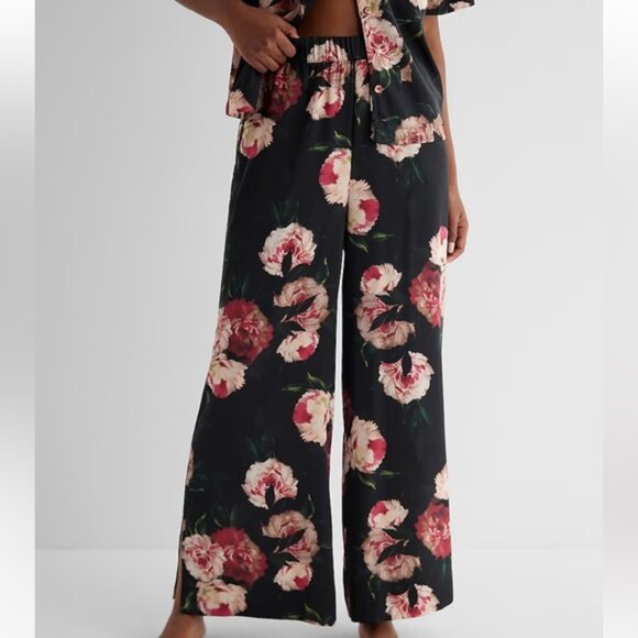 🆕 NWT Express Satin Pajama Set, Size Medium, Floral on Black - Picture 5 of 7
